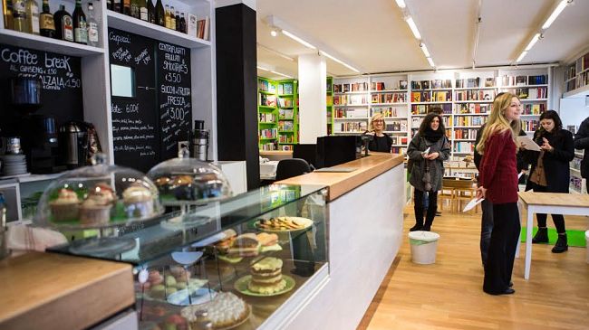 Cinema, Libreria e Caffetteria in viale Don Minzoni