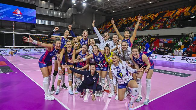 Volley Donne, Scandicci batte Pinerolo 3-1