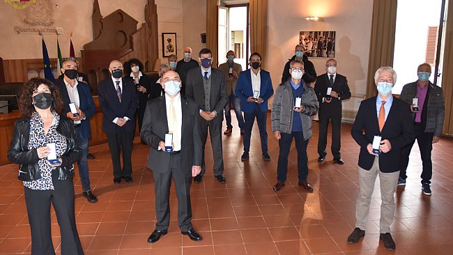 Firenze: 15 Medaglie di Commiato a poliziotti in congedo