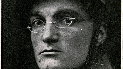 Rimozione della dicitura 'Medaglia d’oro' da via Reginaldo Giuliani