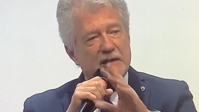 Bollette Estra: il sindaco Ghinelli chiede un'assemblea straordinaria