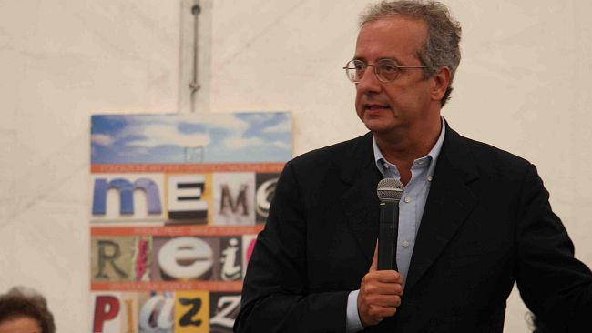 Walter Veltroni presenta il suo nuovo libro a Prato