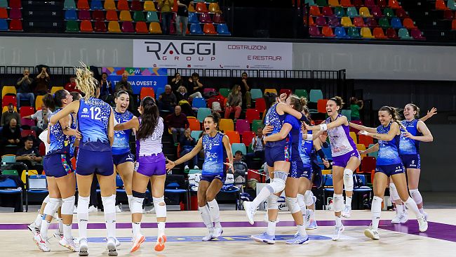 Volley, Firenze sogna i play off