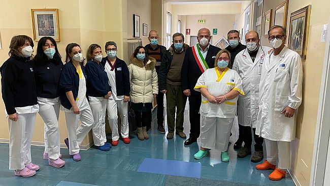 Coronavirus: 422 nuovi casi, con 14 decessi