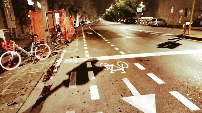 Rubava nelle auto in viale Petrarca: arrestato