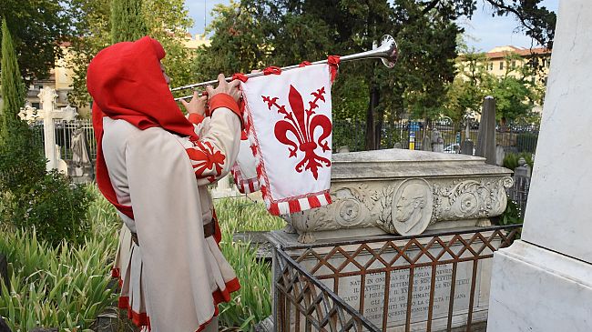 Ricordo di Hugh Snell, ufficiale inglese caduto per liberare Firenze