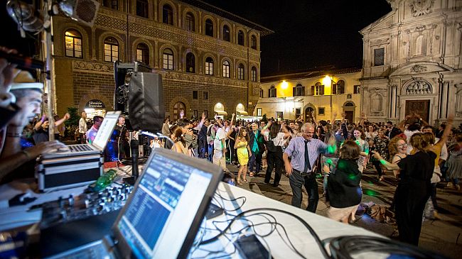 Ballo popolare in piazza Ognissanti il 14 luglio 2016