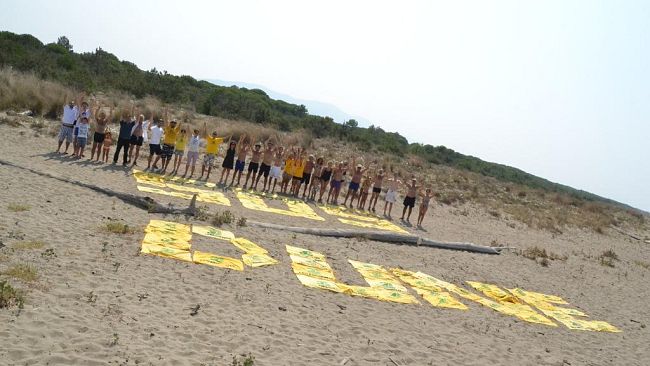Legambiente: 100 bandiere sulla spiaggia grossetana per lanciare allarme dune