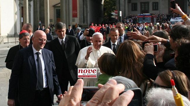 Papa Francesco a Firenze: tutte le foto della visita