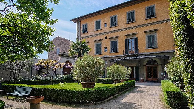 Assaggi d'opera nel giardino segreto