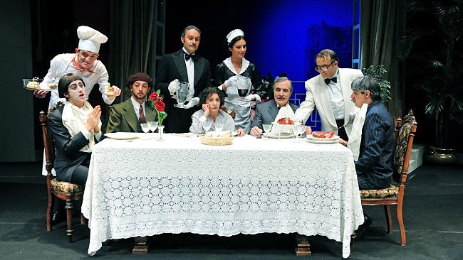 Pergola: Carlo Giuffrè in I casi sono due