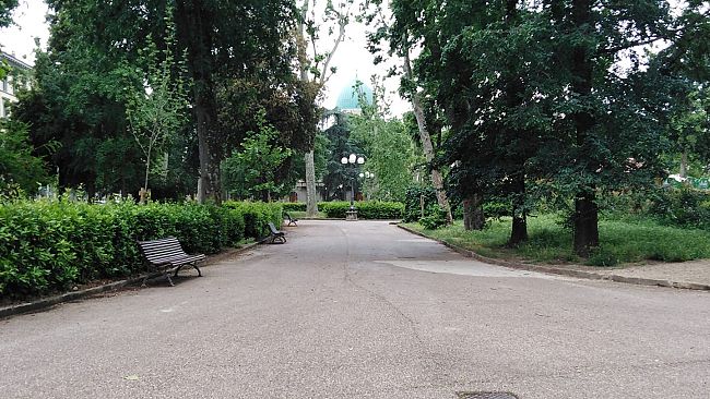 Allarme Baby gang in piazza d'Azeglio
