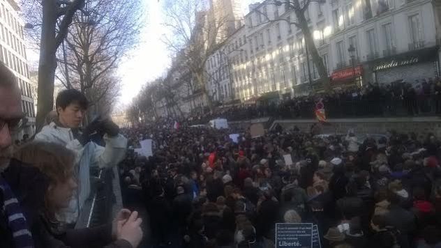 Da Firenze a Parigi, le immagini della marcia repubblicana