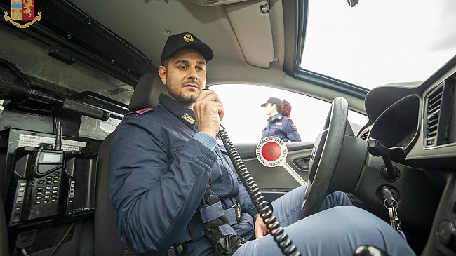 Spaccio di droga a Firenze: in pochi giorni 5 arresti della Polizia