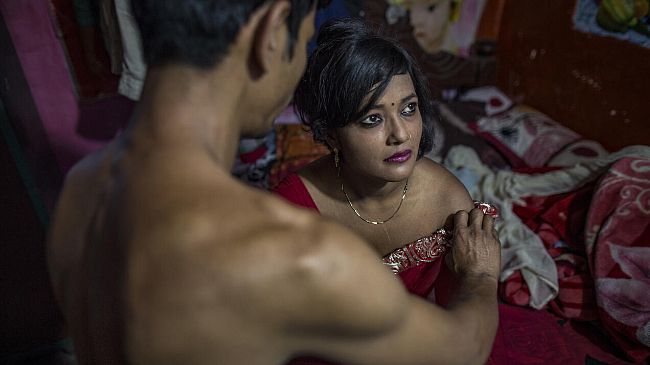 In una mostra la disumana realtà delle donne del Bangladesh