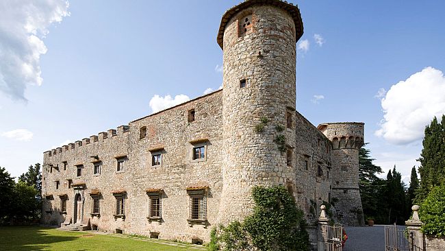 Una cena degustazione che onora il palato con vino e pizze