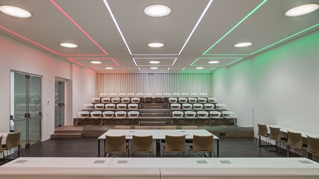 La tesi di laurea si discute nella Sala consiliare