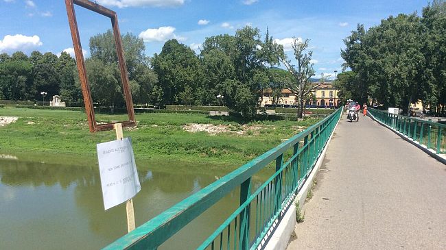 Passerella sull'Arno: Isolotto in difficoltà, dubbi sull'eterno futuro