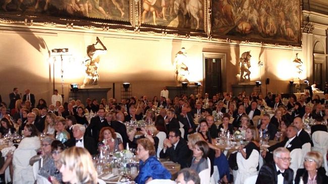 Venerdì Gran Galà Ant nel salone dei Cinquecento