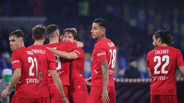 E' nata una squadra: i viola vincono anche a Napoli