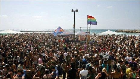 Matrimonio gay in Toscana, la Sentenza di Grosseto fa scuola