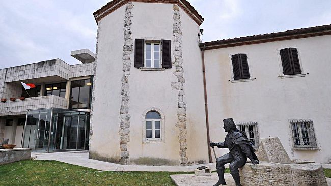 Silvia Iafisco in mostra alle Terme Antica Querciolaia