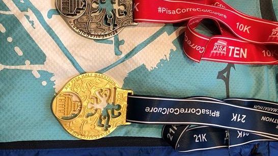 la-pisa-half-marathon-corre-per-le-strade-della-citta