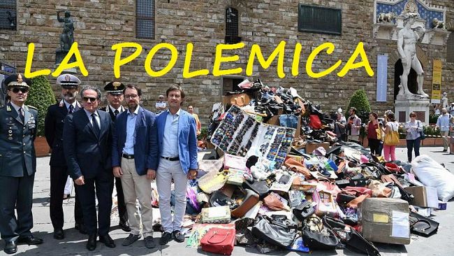 Abusivi a Firenze: polemica sul monte della Signoria