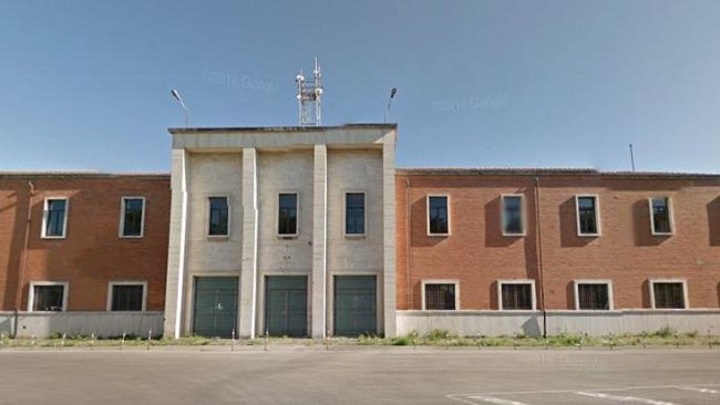 Ex Caserma Gonzaga, si abbatte il serbatoio pensile
