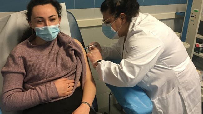 Coronavirus, 1.355 nuovi positivi e 10 i decessi