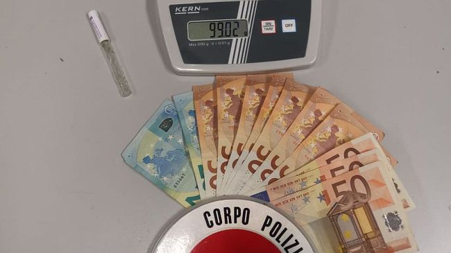 Droga a Firenze, interrotta compravendita all’ingrosso in zona Amendola