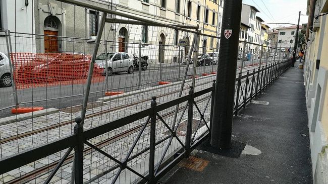 Tramvia di Firenze: sulle barriere, anni di silenzio e poi la polemica