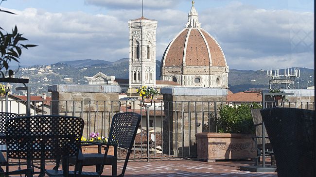 Aperitivi, cene e scorci sconosciuti dall'’Antica Torre Tornabuoni