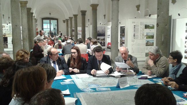 Aeroporto di Firenze: 'costosa messa in scena' dalla variante alla pista