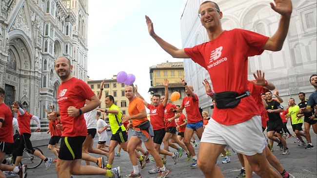 500 podisti svegliano Firenze nella Corri all’Alba-Run at Dawn