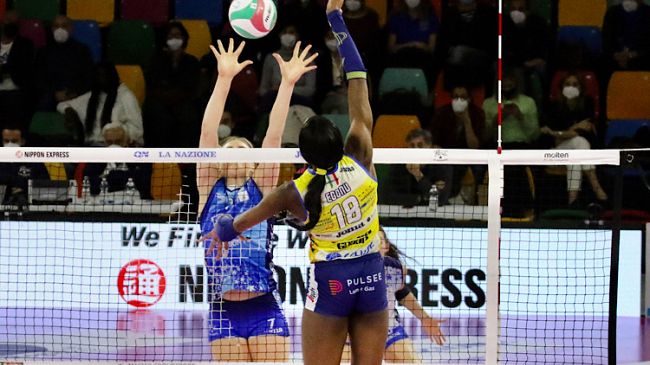 Volley: la sconfitta del Bisonte Firenze contro la Prosecco DOC Imoco