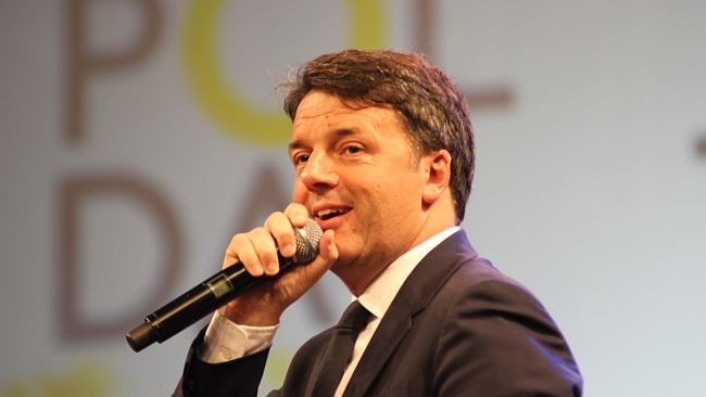 Dalla stazione Leopolda è partito il treno della campagna elettorale renziana