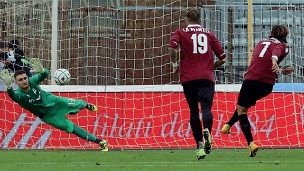 Empoli vs Vicenza 2 -2 Mancuso fallisce il rigore.