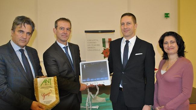 ​UniCredit dona ecografo alla Fondazione ANT di Firenze