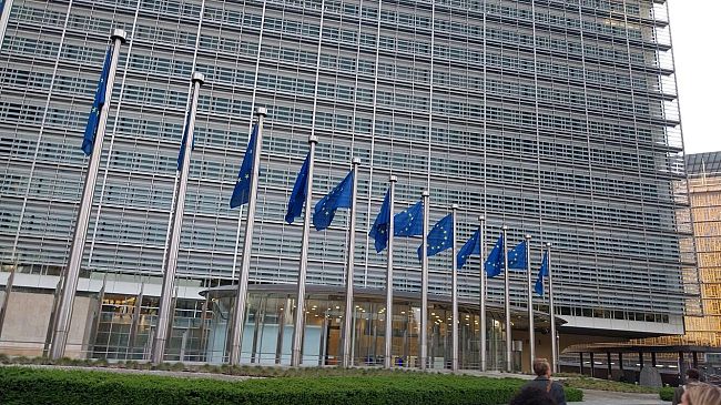 Le misure della UE a tutela della convenienza e igiene del cibo