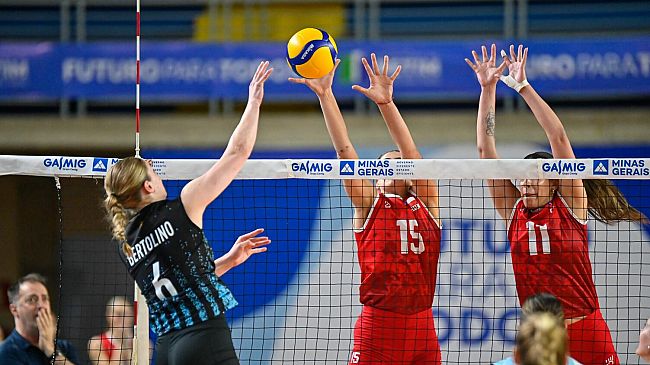 Volley: la schiacciatrice argentina Bianca Bertolino a Firenze 