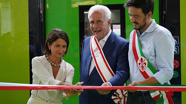 Ferrovie: in Toscana entra in servizio il 70° treno regionale