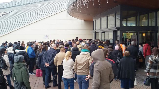 Saldi, 80 euro non sono bastati: vendite in calo