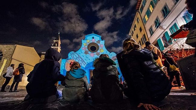 Basilica Santo Spirito: proibito sostare sul sagrato