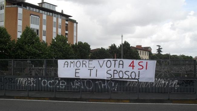 Referendum, Leoni a Berlusconi: 'Ridurre le tasse? Tagli il nucleare'
