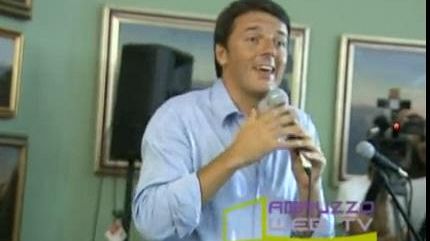 Renzi a Vasto per una nuova foto. Il VIDEO dell’intervento