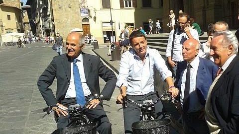 A Firenze si vendono più biciclette che auto: Renzi, D'Angelis e Di Rocco