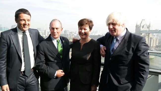 Matteo Renzi vola a Londra da Johnson e Bloomberg