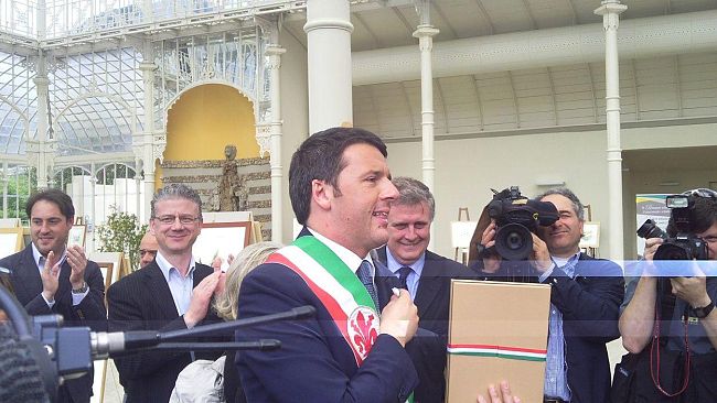 Auguri di Renzi a Letta. ''Segretario PD? Torno a fare il sindaco'' per Adesso