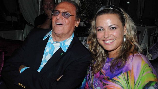 Versilia: ad Arbore il Premio Satira Politica alla Carriera